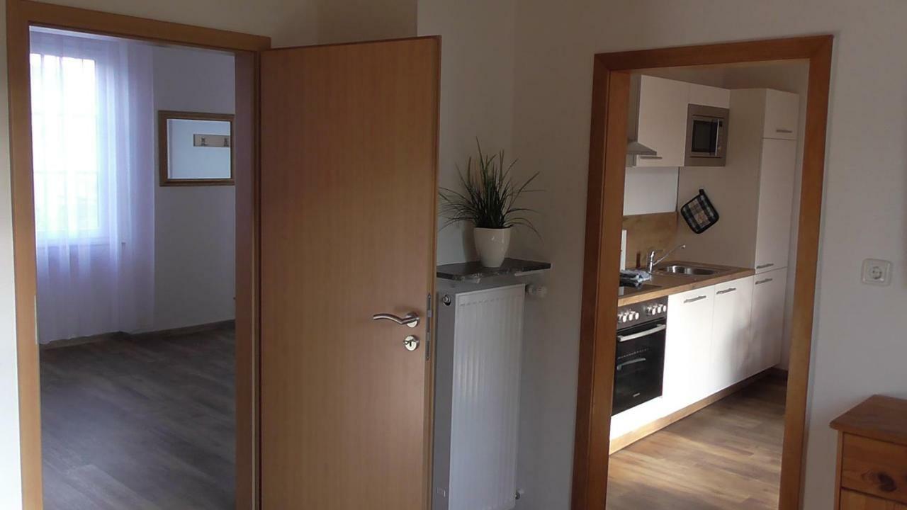 Balles Ellenz-Poltersdorf Bagian luar foto